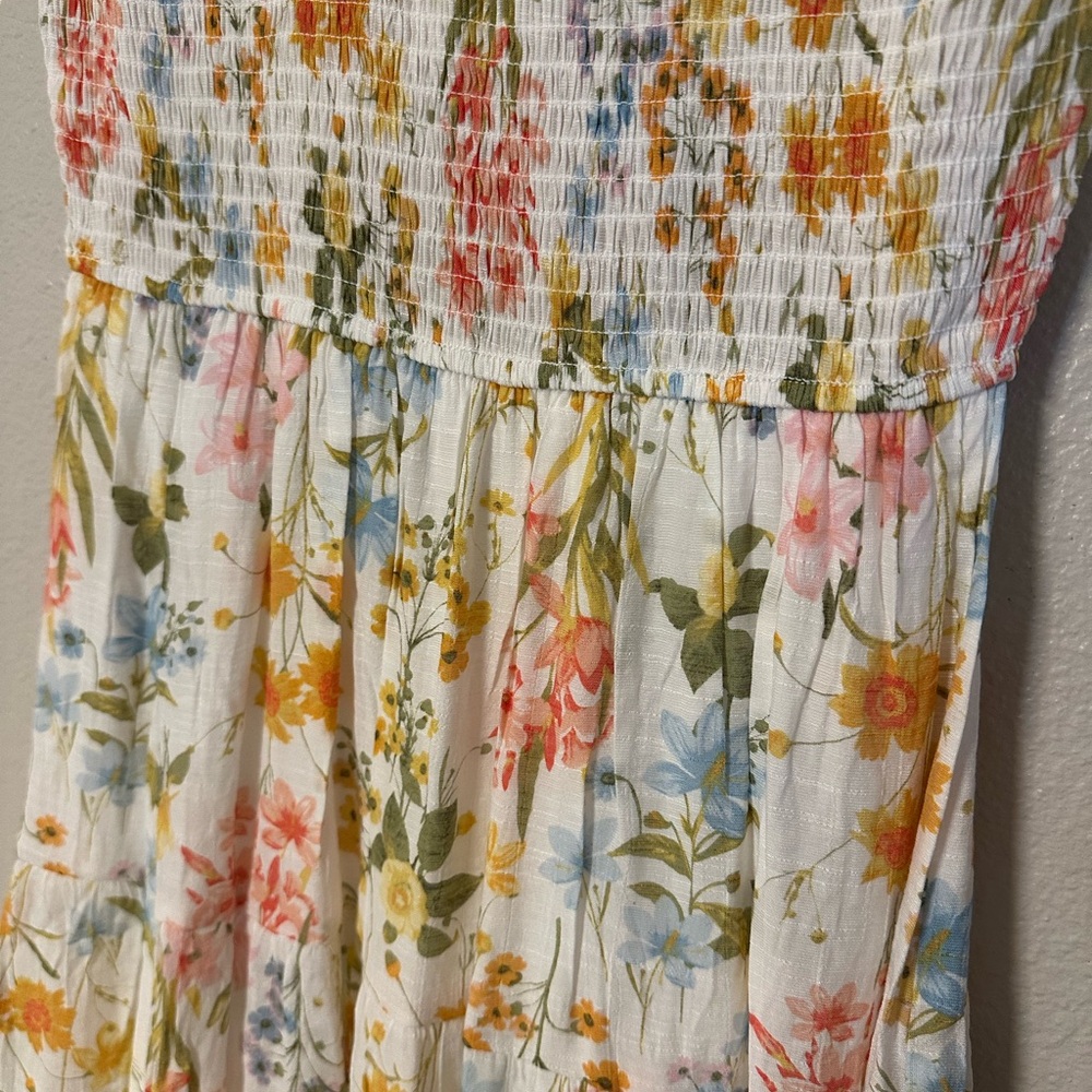 🆕 Boho Chic Smocked Tiered Floral Sun Dress by By the River, Size S $5shipped - Picture 4 of 7